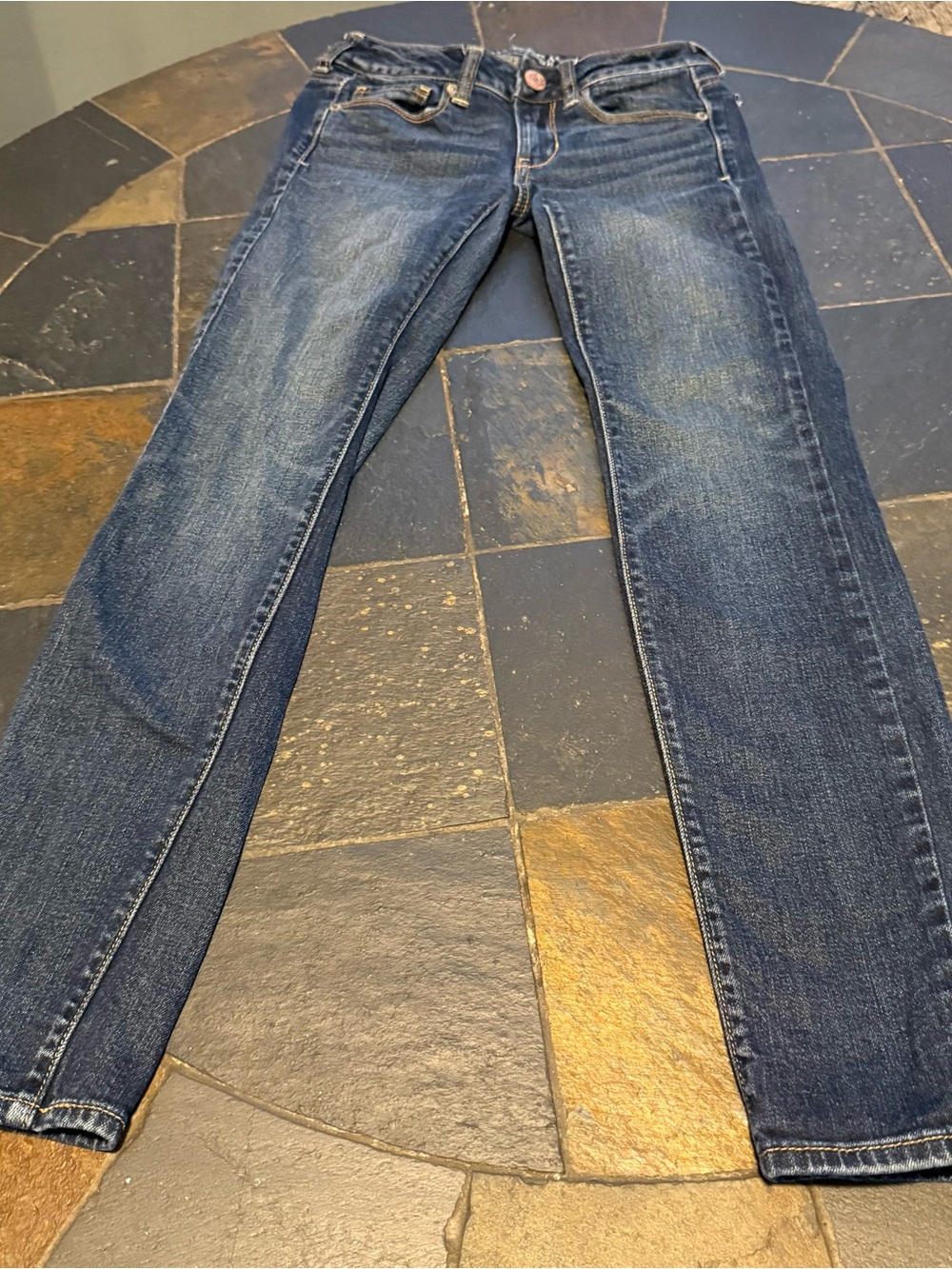 American Eagle Outfitters Women’s Skinny Jeans in Dark Blue Wash